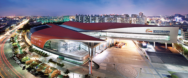 제58차 세계조경가대회가 열리는 김대중컨벤션센터.